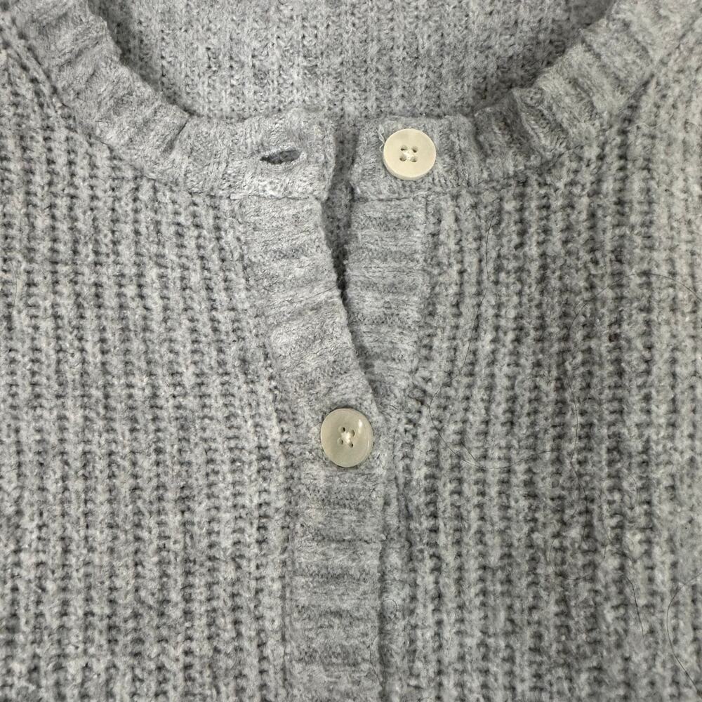 Aerie Gray Oversized Cropped Short Sleeve Knitted Button Front Cardigan - Picture 3 of 6